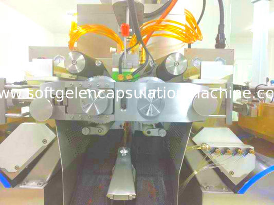 オイルおよびのりの詰物のためのインド大麻 オイルのSoftgelのカプセル封入機械